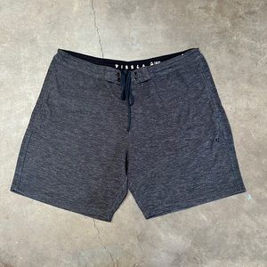 Visla shorts grey men's size xl